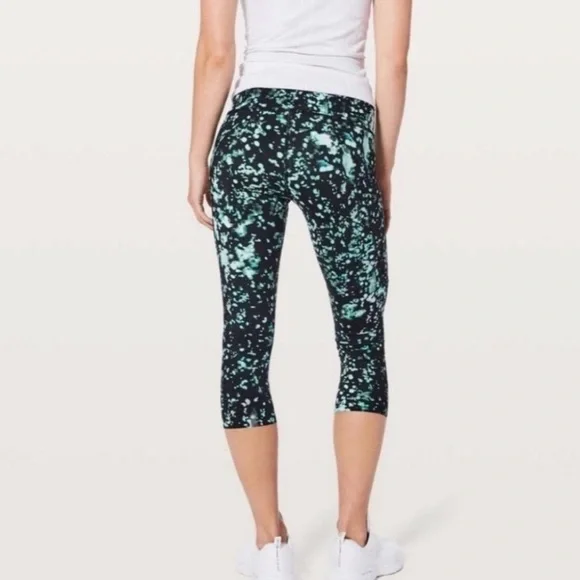 Lululemon FAST & FREE crop ii Leggings with NULUX 19”  in Pixel Haze Black ✔️ - Picture 2 of 9